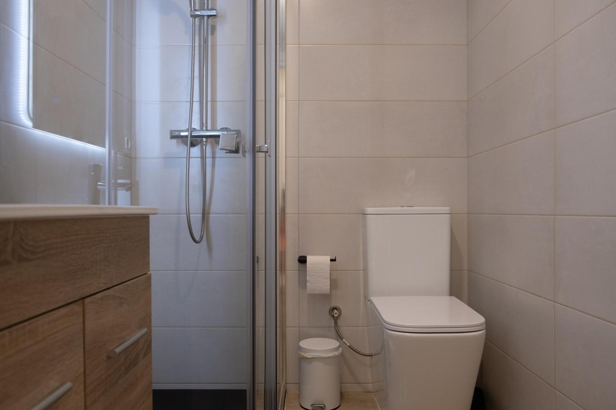 Victoria'S Home Modern And Cosy 2 Bedroom Apartment Malaga Luaran gambar